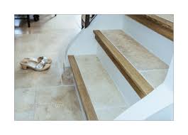 Nez De Marche Et Dessous De Marche Nez De Marche Revetement Escalier Escalier Carrelage