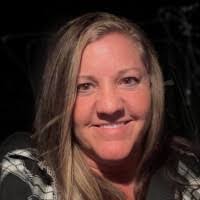 Joni Barr's Instagram, Twitter & Facebook