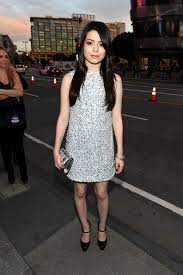 From wikimedia commons, the free media repository. Miranda Cosgrove Best And Worst Dressed At The People S Choice Awards 2011 Stylebistro