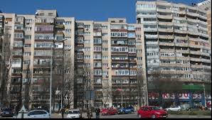 Compania municipala imobiliara bucuresti (cmib) intentioneaza sa cumpere, pana la sfarsitul anului, 100 de apartamente de pe piata libera, pentru a veni in intampinarea eforturilor primariei capitalei de a gasi solutii eficiente la o problema majora: PrimÄria Capitalei Prin Compania MunicipalÄ ImobiliarÄ IntenÅ£ioneazÄ SÄ Cumpere 100 De LocuinÅ£e In Bucuresti Economica Net