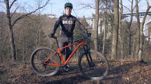 Mit diesem cyclus tools werkzeug können sie die verschiedenste lager in den lagersitz pressen, ganz egal ob in rahmen, nabe, kurbeln und oder pedale. Specialized Chisel Comp Winter Bundle Bei Bike24 Youtube
