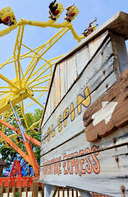 Well, looks like we're getting an extra weekend of HAUNT!!! I don't know,  but it says so