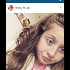 Olivia Barnard-smith (@arnardsmith)