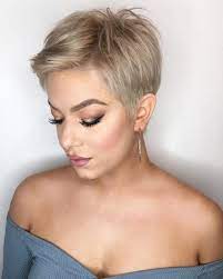 28 Of The Best Hairstyles For Square Faces In 2021 Square Face Hairstyles Haircut For Square Face Short Hair Styles