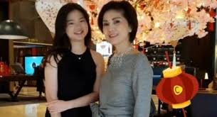 © disediakan oleh tribunnews.com felicia tissue dan kaesang pangarep. Ibu Felicia Tissue Eks Kaesang Bahas Pansos Hingga Julukan Sosialita