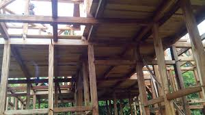Parket lantai kayu rumah minimalis harus disesuaikan dengan kebutuhan dan dibuat seefisien mungkin sehingga tetap sesuai dengan gaya atau tema rumah minimalis. Rumah Tingkat Lantai Papan Desain Rumah Minimalis 2019