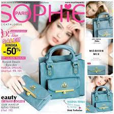 Siapa yang tidak mengenal brand sophie martin ini, banyak orang yang tidak mengetahui, bahwa sophie martin ini adalah brand asli indonesia. Katalog Sophie Paris November 2015