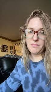 Lisa Nace's Instagram, Twitter & Facebook