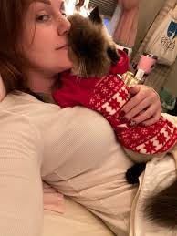 Evelyn Nall's Instagram, Twitter & Facebook