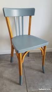Chaises bistrot empilables, une caractéristique indispensable pour une gestion efficace de votre espace. Chaise Bistrot Baumann Relooke Chaises En Bois Peintes Relooking De Mobilier Chaise Deco