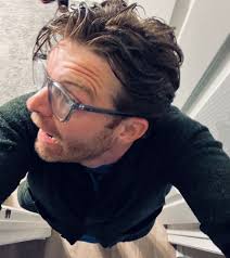 Vi & Reese Papa 🐶 (@brettbobculbert.bsky.social) — Bluesky