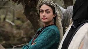 Ertuğrul gazi' nin eşi ve osmanlı devleti'nin kurucusu osman gazi'nin annesidir. One Of The Places I Am Most Curious About Esra Bilgic Wants To Visit Kashmir