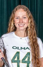 Emily Winterbottom's Instagram, Twitter & Facebook