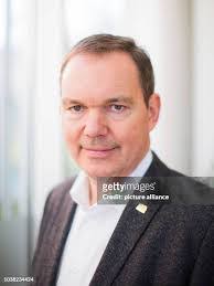 Mark Glander's Instagram, Twitter & Facebook