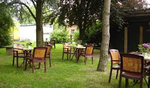 Mieten sie modische bistrotische bei party rent und sorgen sie so für eine ganz besondere atmosphäre auf ihrem nächsten event. Partyscheune Mieten In Krefeld Stimmungsvolle Location