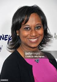 Alexis Tobin's Instagram, Twitter & Facebook