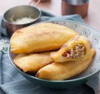 Empanadas venezolanas de pollo y queso