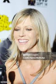 Jackie Olsen's Instagram, Twitter & Facebook