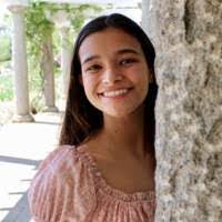 Margaret Arechiga's Instagram, Twitter & Facebook