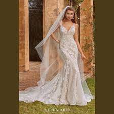Rent a wedding dress along with an evening dress as is common these days! Rent Wedding Dress And Save Toronto Mississauga Barrie Hamilton