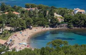 Hôtels, campings, chambres d'hôtes, locations saisonnières, meublés, gîtes. Discover The Esterel Beaches Esterel Cote D Azur