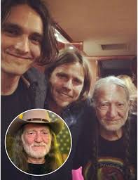 SAD NEWs 1 hour ago in Abbott, Texas. At the age of 92, the family of star  Willie Nelson just announced urgent news to his followers that Willie  Nelson is currently... ▶️