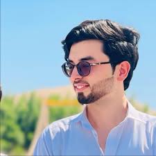 نظرتان قابل قدر است سوال این نیست که چر شیطان سجده .نکرد بلکه سوال اساسی  اینه که چه کسی شیطان را وسوسه کرد تا سجده نکنه؟