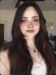 perdón Vicky por poner la primera foto pero tus lentes nuevos si estaban  bonitos 🫵😹 || esta cuenta va a vivir a base de plantillas de capcut 🤠  ||#CapCut #fypシ #fyp #parati #vickypalami ...