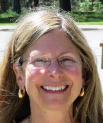 Laura Petruska's Instagram, Twitter & Facebook