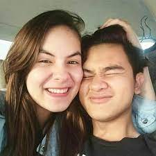 Potret steffi zamora yang mengunggah momen kebersamaan dengan mantan suami rachel vennya, niko al hakim curi perhatian. Pria Keren Yang Pernah Pacari Steffi Zamora