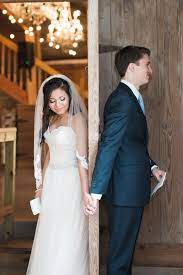 Wedding Inspiration Pre Wedding Pictures Without Breaking Tradition Bride Groom Praying T Bride Groom Poses Wedding Picture Poses Before Wedding Pictures