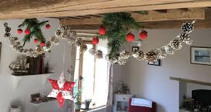 Decoration Avec Pommes De Pin Pommes De Pin Decoration Decoration Noel Couronne Noel