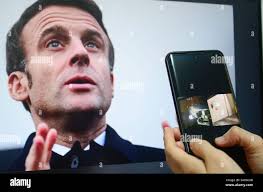 Handcuffing suspect hi-res stock photography and images