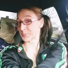 Amie Mcinroy's Instagram, Twitter & Facebook