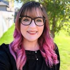 Molly Kilgore's Instagram, Twitter & Facebook