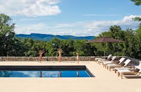 15 Beautifully Designed Swimming Pools Swimming Pools Pool Pool Designs