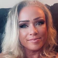 Allison Sweatt's Instagram, Twitter & Facebook