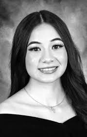 Angela Entrekin's Instagram, Twitter & Facebook