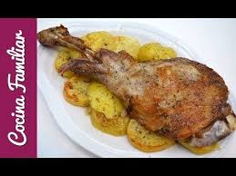 Pata De Cordero Al Horno En Papel De Aluminio Cordero Asado A Baja Temperatura Receta Cordero Asado Cordero Asado Al Horno Recetas De Comida