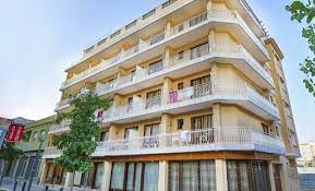 The hostel lloret is centrally located less than 250 m from lloret de mar beach, in costa brava. Hostal Santa Ana Lloret De Mar Girona