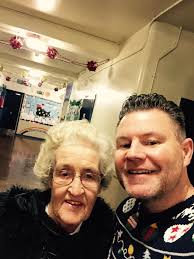 Just bumped into Stanley lass Veronica Hodgson. Lovely woman. She lives  down black road.