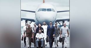 The trailer of akshay kumar starrer bellbottom is out, and it looks like an intense hijacking thriller. Bell Bottom Akshay Kumar S Espionage Thriller To Now Release In 3d Too