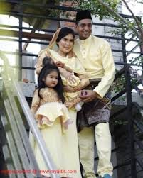 Maybe you would like to learn more about one of these? 39 Gambar Majlis Aqiqah Cukur Jambul Birthday Anak Eira Azad Semalam Pasangan Eira Syazira Dan Azad Jazmin Telah Mengadakan Majlis Aqiqah Dan Cukur Jamb