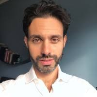 100+ perfiles de «Parello»