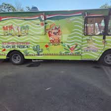 Food truck Tacos el pechy's — Mexican restaurant food truck in Passaic, New Jersey