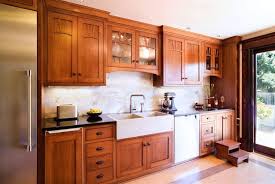26 Craftsman Kitchens That Will Have You Loving Natural Wood Kitchen Cabinet Styles Mission Style Kitchen Cabinets Craftsman Style Kitchens
