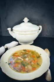 Omas Huhnersuppe Rezept Klassisch Rezept Huhnersuppe Rezept Omas Huhnersuppe Huhnersuppe