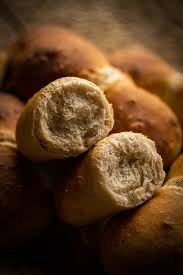 Schweizer Burli Super Einfaches Brotchenrezept Fur Jeden Tag Mann Backt In 2021 Brot Rezept Lebensmittel Essen Rezepte
