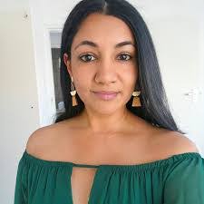 Dixie Sawyer's Instagram, Twitter & Facebook