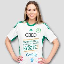 Azóta rendezi meg rendszeresen az uefa évről évre az európai elit klubcsapatok tornáját, amely során minden évben eldől, melyik csapat a legjobb a legjobbak között. Bajnokok Ligaja Gyoztes Mez 2018 19 Xs